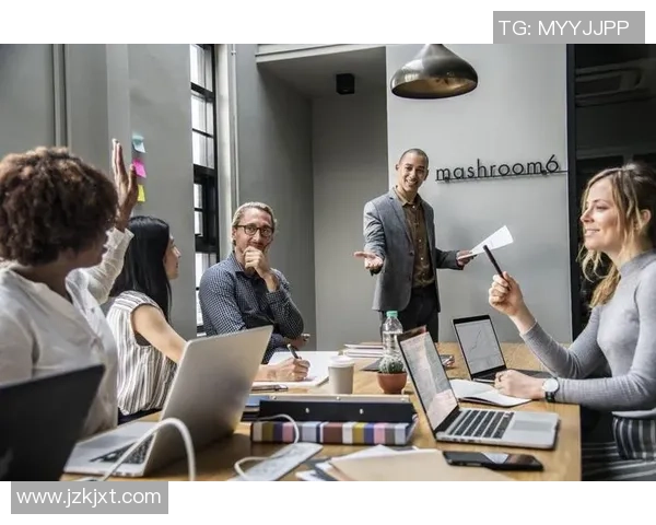 成都网球队防反战术创新探索与实践分析